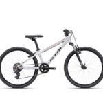 ROCKY 2.0 - matná strieborná / tmavočervená 13 2025