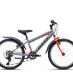 SCOOBY 1.0 - matná šedá 11" 2026